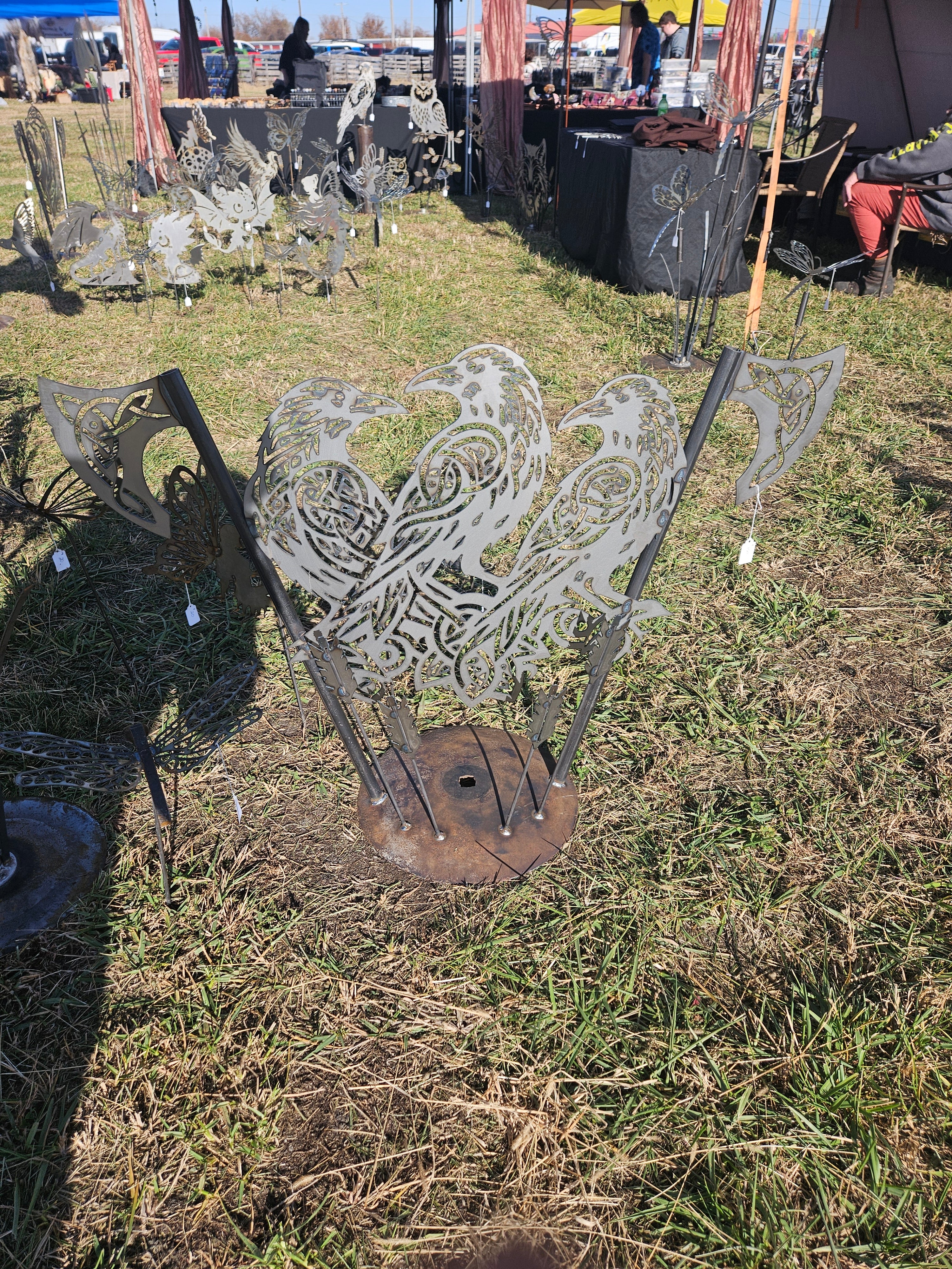Ravens sculpture